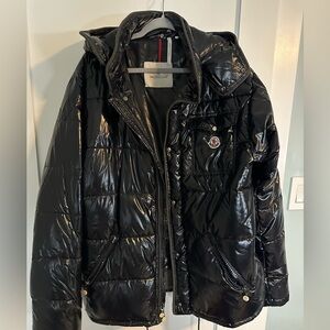 Moncler shines black Men’s jacket